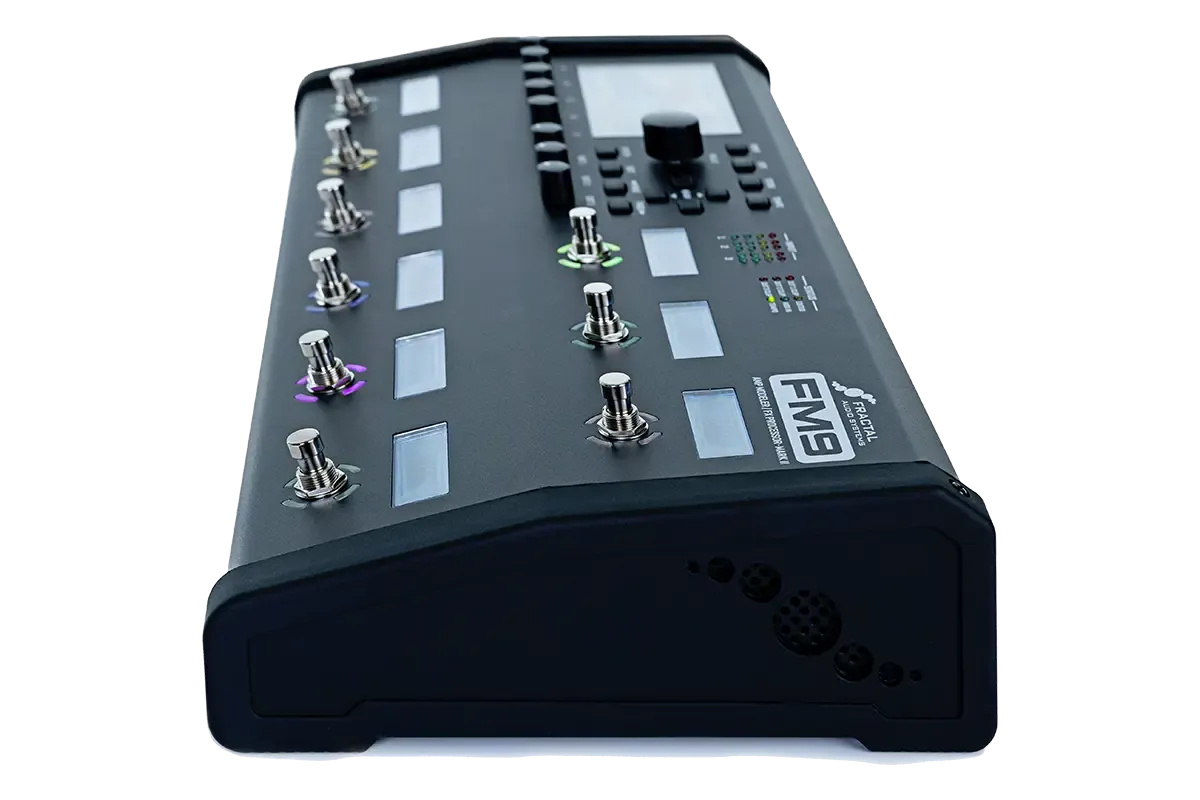 FM9 MK II Turbo Side view / Seitenansicht / Vue latérale / Vista laterale / Vista lateral